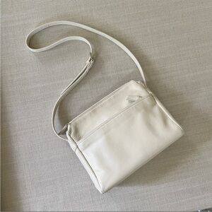 Elegant Cream Leather Crossbody Bag